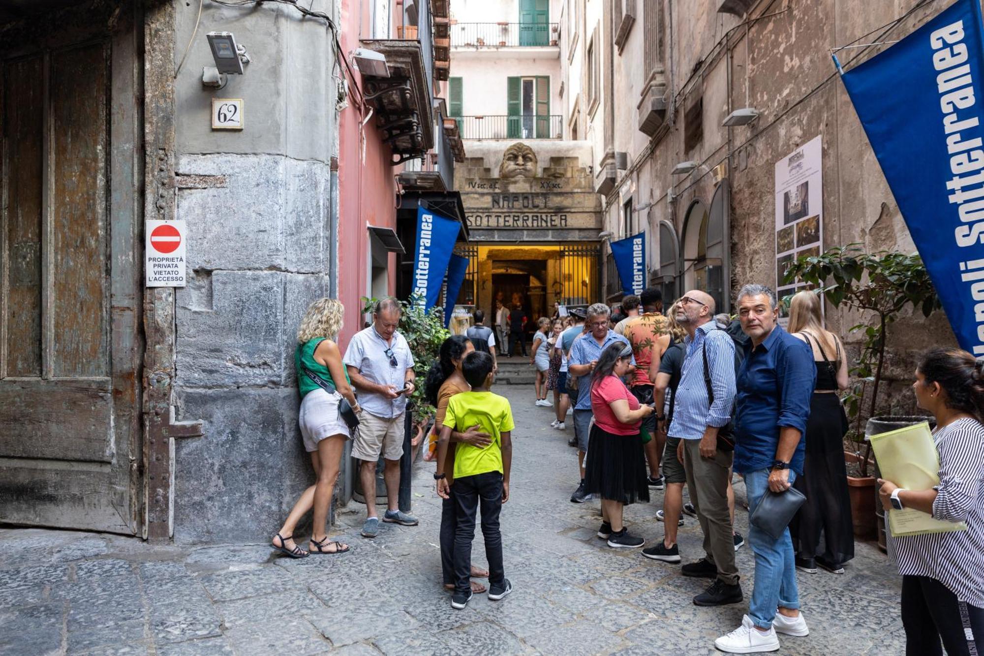 The Heart Guest House Napoli Exterior foto