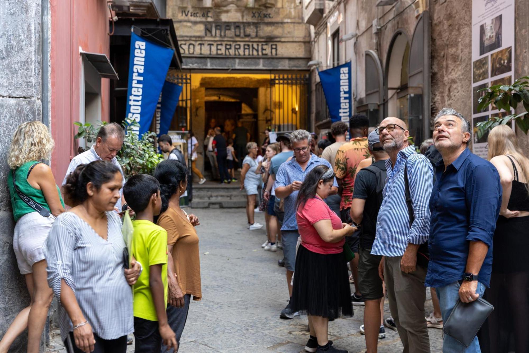 The Heart Guest House Napoli Exterior foto