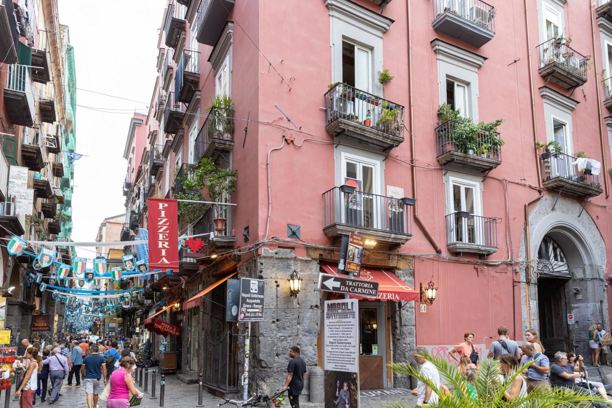 The Heart Guest House Napoli Exterior foto